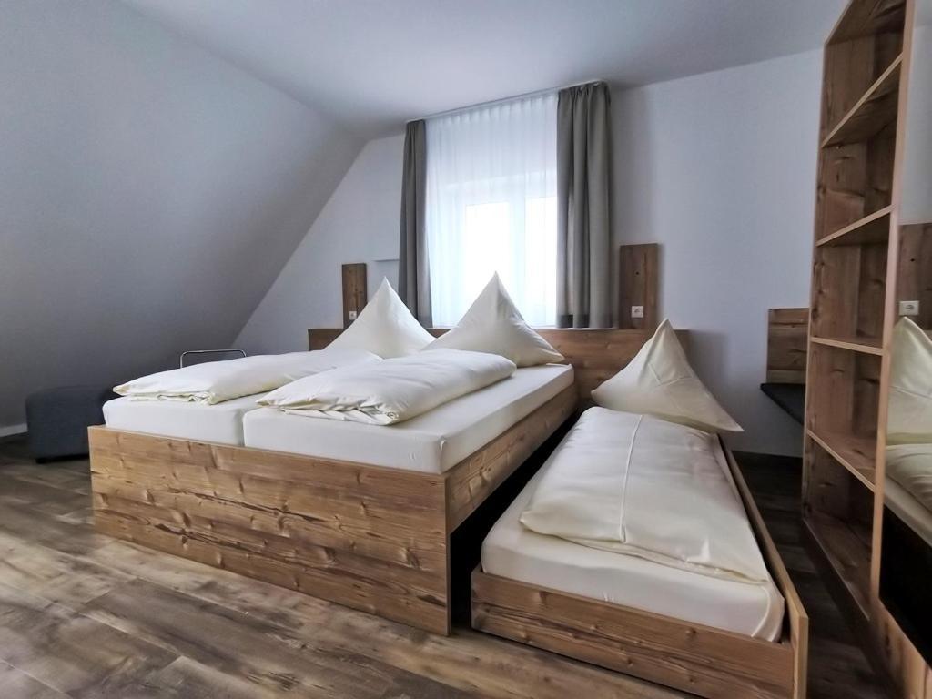 Ferienwohnungen Fewo Landglueck Herrieden Bagian luar foto